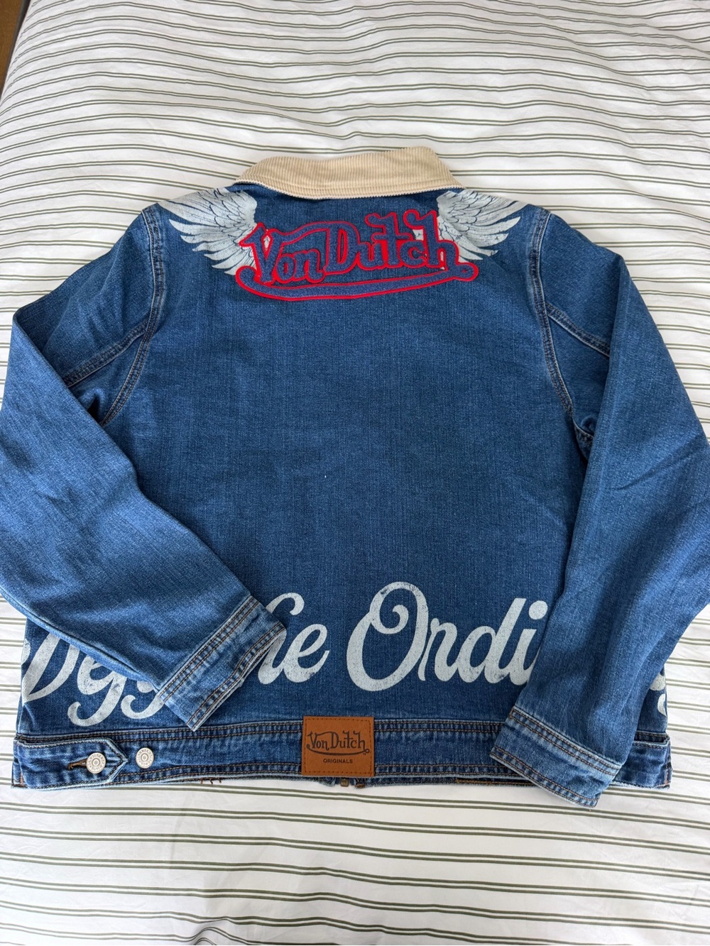 Von Dutch Women’s Denim Jacket Embroidered Wings Y2K Blue Size L NWT
